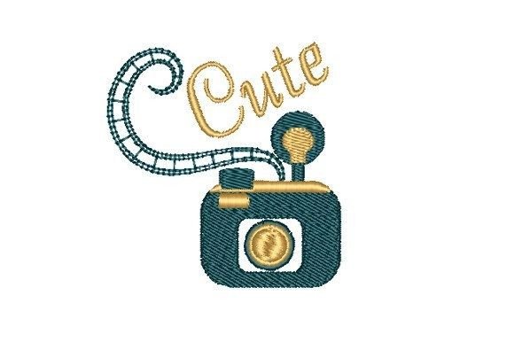 Cute Camera: A Seasonal Embroidery Review